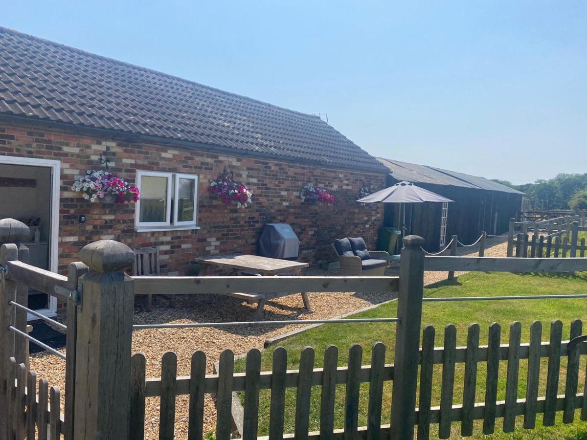 Vila Beautiful Rural Self Contained Farm Annex Hordle Exteriér fotografie